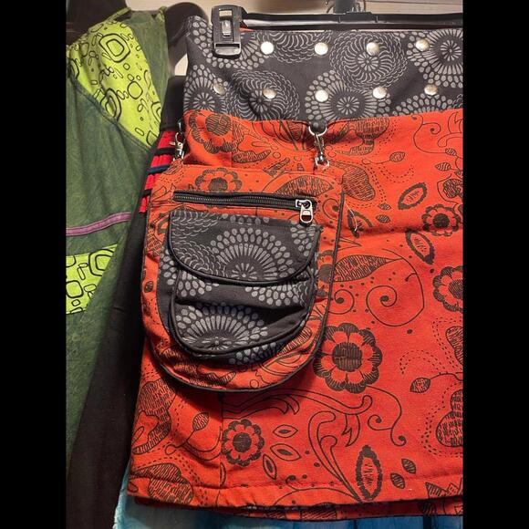 Wrapping mini-Skirt ( both side can wear also ) - Picture 10 of 12